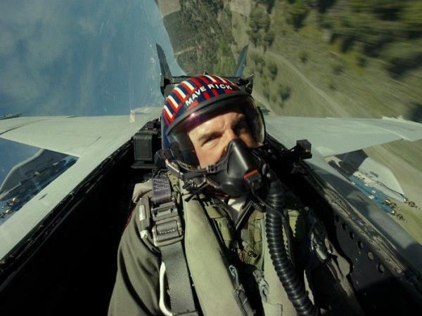 Tom Cruise plays Capt. Pete “Maverick” Mitchell in Top Gun: Maverick.